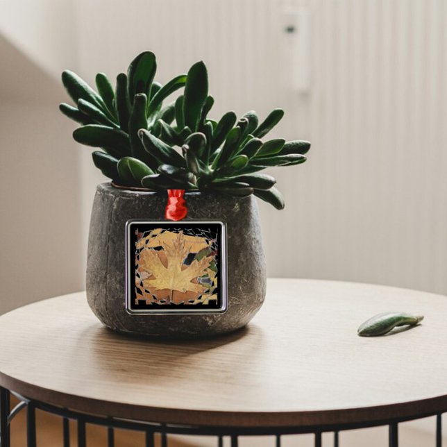 Ornamento De Metal O outono deixa a moldura do mosaico (Criador carregado)