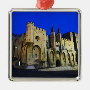 Ornamento De Metal O Palácio do Papa em Avignon no pôr do sol. Buil