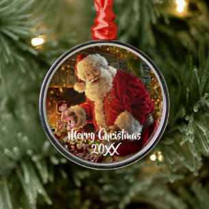 Ornamento De Metal O papai noel do vintage sob o ouro ilumina a