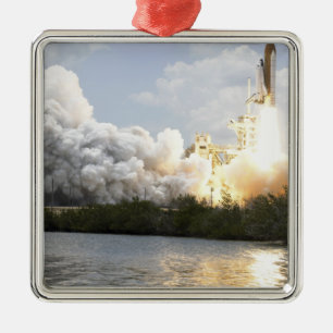 Ornamento De Metal O vaivém espacial Atlantis tira 22