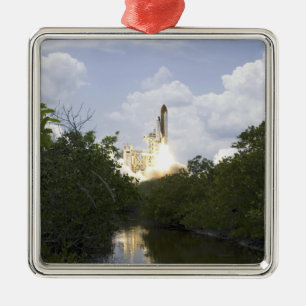 Ornamento De Metal O vaivém espacial Atlantis tira 25