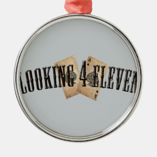 Ornamento De Metal Olhando o logotipo 4 onze