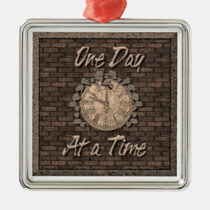 Ornamento De Metal One Day At A Time Quote Slogan Old Clock