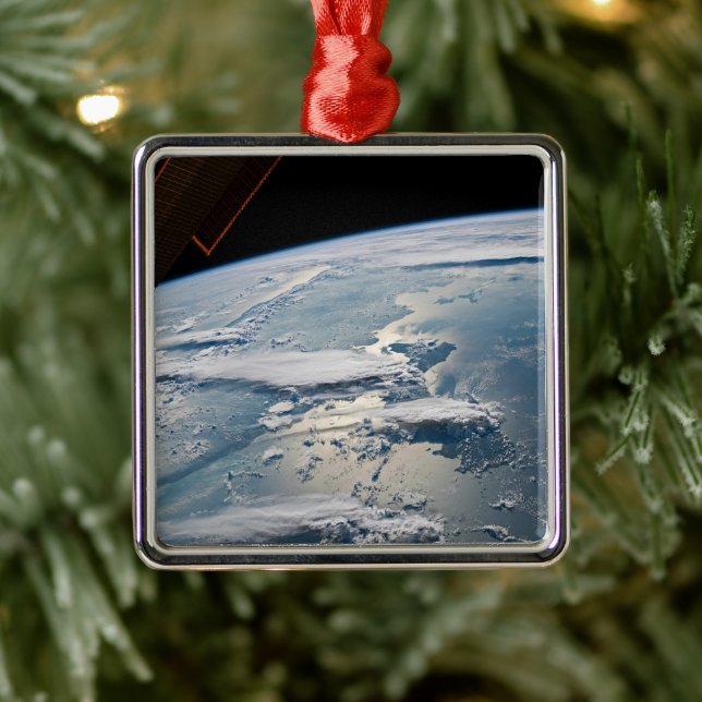 Ornamento De Metal Paisagens Em Sumatra, Indonésia. (Árvore)