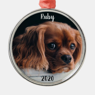 Ornamento De Metal Personalizado Ruby Cavalier King Charles Spaniel