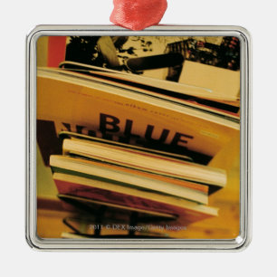 Ornamento De Metal Pilha de livros e de compartimentos