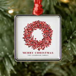 Ornamento De Metal Pintado Mão Vermelho Winterberry Wreath no Natal