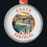 Ornamento De Metal Porto Portugal Circular Retroalterado<br><div class="desc">Porto retro vetor viagem design. Porto é uma cidade costeira do noroeste de Portugal conhecida pelas suas pontes estaduais e pela produção de vinho do porto.</div>
