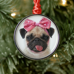 Ornamento De Metal Pug com Arco rosa
