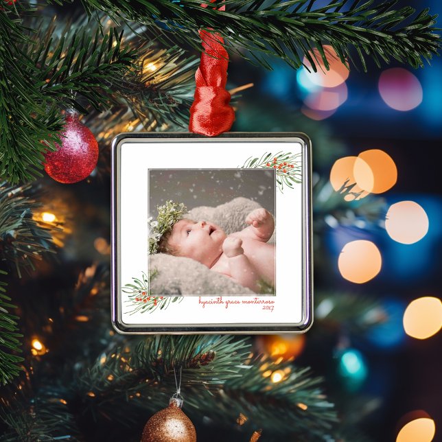 Ornamento De Metal Quadro de Fotos de Natal do Elegante Greenery Berr (Elegant Greenery Berries Christmas Photo Frame Metal Ornament)