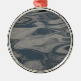 Ornamento De Metal Reflexos na Água