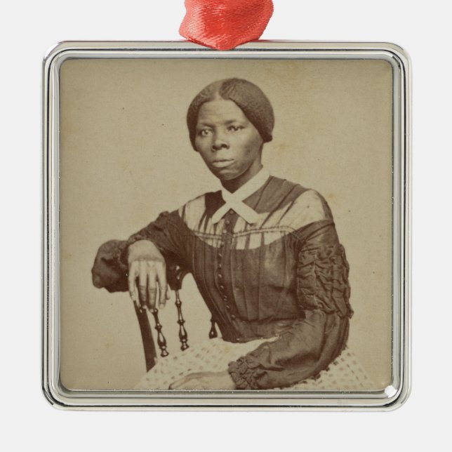 Ornamento De Metal Retrato de Harriet Tubman | 1868-69 (Frente)
