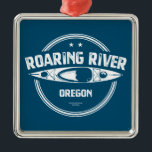 Ornamento De Metal Roaring River Oregon Kayak<br><div class="desc">O rio Raring,  no Oregon,  atravessa a antiga floresta Douglas Fir,  em crescimento,  no rio Roaring Wilderness e é um espantoso caiaque,  canoagem e destino de pesca.</div>