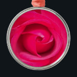 Ornamento De Metal Rosa Rosa Vermelha Romântica<br><div class="desc">Rosa rosa e vermelha romântica.</div>
