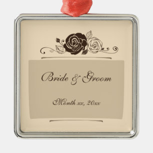 Ornamento De Metal Rosas do creme e de café que coordenam presentes
