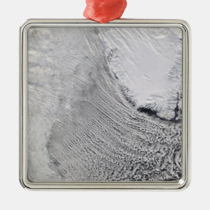 Ornamento De Metal Ruas Nuvens no Mar de Labrador