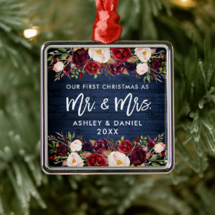 Ornamento De Metal Russo Borgonha Floral Primeiro Natal Azul