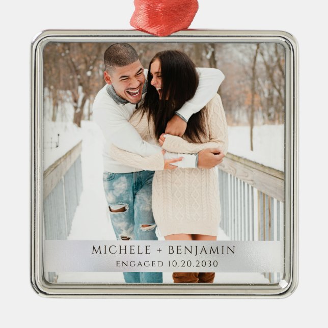 Ornamento De Metal Rustic Winter Snow Engagement Photo (Frente)