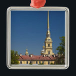 Ornamento De Metal Santos Catedral de Peter e Paul<br><div class="desc">Walter Bibikow\\COPYRIGHT Walter Bibikow / DanitaDelimont.com | Rússia,  Santo Petersburgo,  Petrograd,  Fortaleza de Peter e Paul,  Santos Catedral de Peter e Paul,  local final de descanso para a família real de Romanov | ID do ativo: EU26 WBI1207</div>