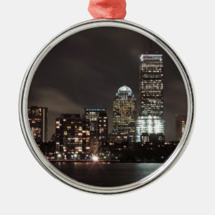 Ornamento De Metal Skyline de Boston na noite