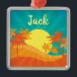 Ornamento De Metal Sunset Beach Tropical Retro surf name<br><div class="desc">Com um design de praia retrortropical ao pôr do sol com palmeiras. Esse design surf é de cores vermelho, laranja e amarelo e traz à mente um resort quente de praia tropical no verão. Para amantes do sol, surf e areia e pôrs do sol tropicais. Opção de nome personalizado para...</div>