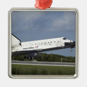 Ornamento De Metal Terras da descoberta do vaivém espacial na pista