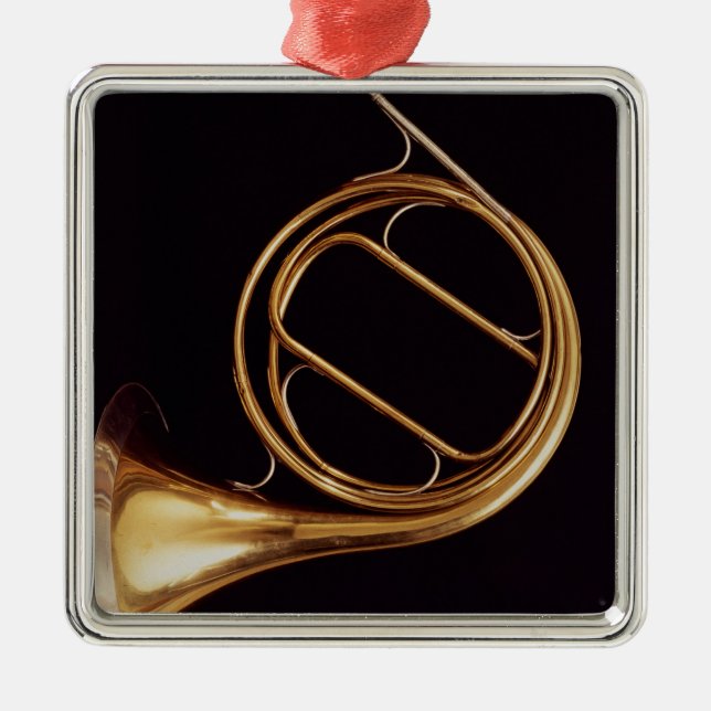 Ornamento De Metal Trompa francesa, por Marcel Auguste Raoux (Frente)