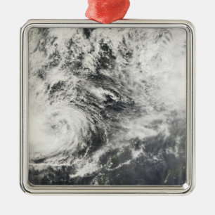 Ornamento De Metal Tufões Mitag e Hagibis