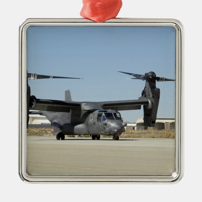 Ornamento De Metal Um CV-22 Osprey prepara-se para a descolagem (Frente)