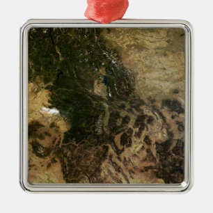 Ornamento De Metal Um dia relativamente claro