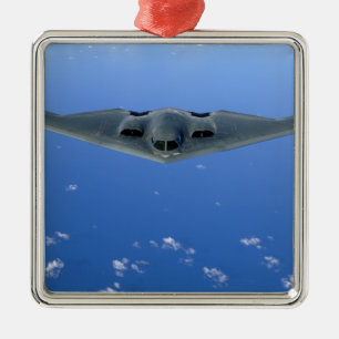 Ornamento De Metal Um espírito B-2 sobe através do céu