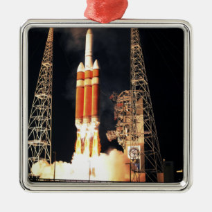 Ornamento De Metal Um foguete pesado do delta IV tira