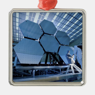 Ornamento De Metal Uma disposição do telescópio espacial de James