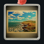 Ornamento De Metal Viagens vintage Ornada da Irlanda<br><div class="desc">Um ornamento legal ao estilo da Irlanda,  que apresenta a costa irlandesa com penhascos,  oceanos e céu azul.</div>