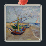 Ornamento De Metal Vincent van Gogh - Barcos de Pesca na Praia<br><div class="desc">Barcos de pesca na praia em Les Saintes-Maries de la Mer - Vincent van Gogh,  1888</div>