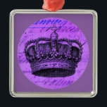 Ornamento De Metal Vintage Purple Royal Crown Collage<br><div class="desc">Uma ilustração vintage de uma coroa com uma cruz e joias sobre um fundo de efemia francesa. A coisa toda é colorida em roxo real.</div>