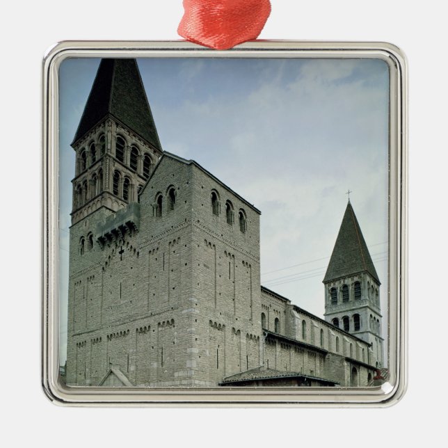 Ornamento De Metal Vista da fachada ocidental, 10o-11o século (Frente)