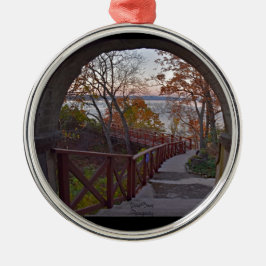 Ornamento De Metal Vista vista a partir da dentro da Residência de Ba