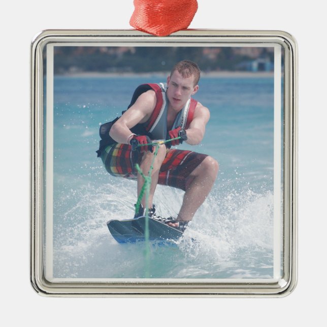 Ornamento De Metal Wakeboard agacha-se (Frente)