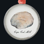 Ornamento De Metal Watercolor Clam Seashell Beach Ornament<br><div class="desc">Este modesto design de amêijoa foi criado usando aquarela e tinta. O azul macio e amarelos pálidos da amêijoa dão ao design uma qualidade tridimensional. Os contornos de tinta contrastam bem com o invólucro de luz e as cores de fundo. Os tons silenciosos da design evocam os sentimentos pacíficos e...</div>