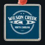 Ornamento De Metal Wilson Creek North Carolina Kayaking<br><div class="desc">Wilson Creek North Carolina tem um sistema de água que se origina perto do Calloway Peak e se estende por 23 milhas antes de se juntar ao rio John.</div>