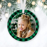 Ornamento Foto de Xadrez de Buffalo Verde e Negro Moderno<br><div class="desc">O design de ornamento de fotos para os feriados apresenta sua imagem favorita com o texto do ano em branco (pode ser personalizado) com o padrão de xadrez verde esmeralda e búfalo preto no verso. Personalize o nome personalizado do monograma "Feliz e Brilho" e o texto do ano no verso...</div>