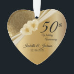 Ornamento Keepsasasaké 50º aniversário 💞 Casamento Dourado<br><div class="desc">⭐ ⭐ ⭐ revisão ⭐ 5 estrelas. 🥇 UM DESIGN DE ARTE DE DIREITOS AUTORAIS ORIGINAL, DE Donna Siegrist, DISPONÍVEL SOMENTE NO ZAZZLE! 50º Aniversário de Casamento, Keepsasasasakanment pronto para você personalizar. O texto pode ser alterado para outros eventos ou ocasiões. NEM TODAS AS OPÇÕES DE MODELO PRECISAM SER ALTERADAS...</div>