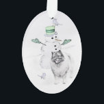 Ornamento Keeshond Christmas Snowman Pinting Art<br><div class="desc">Retrato original de Cachorro Snowman de Natal Keeshond. Especializamo-nos em arte original engraçada e engraçada. Comprar isto para si próprio ou como um presente excelente para os teus amigos de Keeshond. Seja criativo - clique em PERSONALIZAR para adicionar/remover/alterar texto, redimensionar a imagem, alterar as cores ou qualquer outra coisa que...</div>