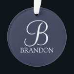 Ornamento Monograma e Nome de Script Personalizado Azul-mari<br><div class="desc">Monograma personalizado e Dif de nome apresentam um monograma personalizado no estilo de fonte e nome do script clássico branco no estilo de fonte de serif clássico branco no fundo azul do marinho. Perfeito para feriado,  reagrupamento familiar e quaisquer ocasiões especiais.</div>