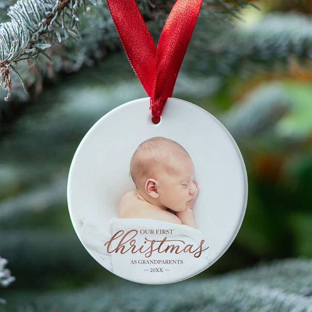 Ornamento Nosso Primeiro Natal Como Avós Rose Gold Foil (Criador carregado)