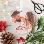 Ornamento Nosso Primeiro Natal como Mãe e Pai Foto de Bebê<br><div class="desc">Nosso Primeiro Natal como Mãe e Pai Filha de Ornamento</div>