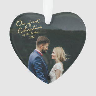 Ornamento Nosso Primeiro Natal como Sr. e Sra. Heart Shaped