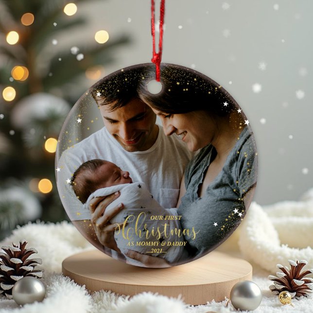 Ornamento O nosso primeiro Natal como mãe e Pai (Criador carregado)
