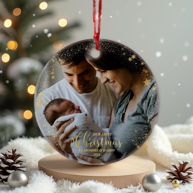 Ornamento O nosso primeiro Natal como mãe e Pai (Criador carregado)